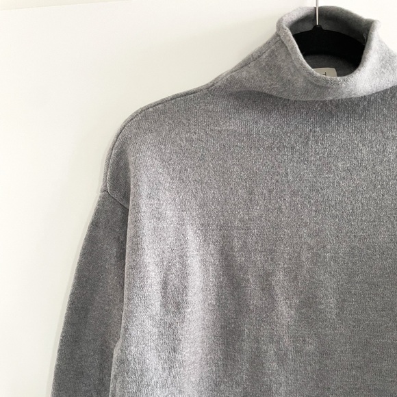 Wilfred Cyprie Sweater (Grey) - Picture 2 of 8